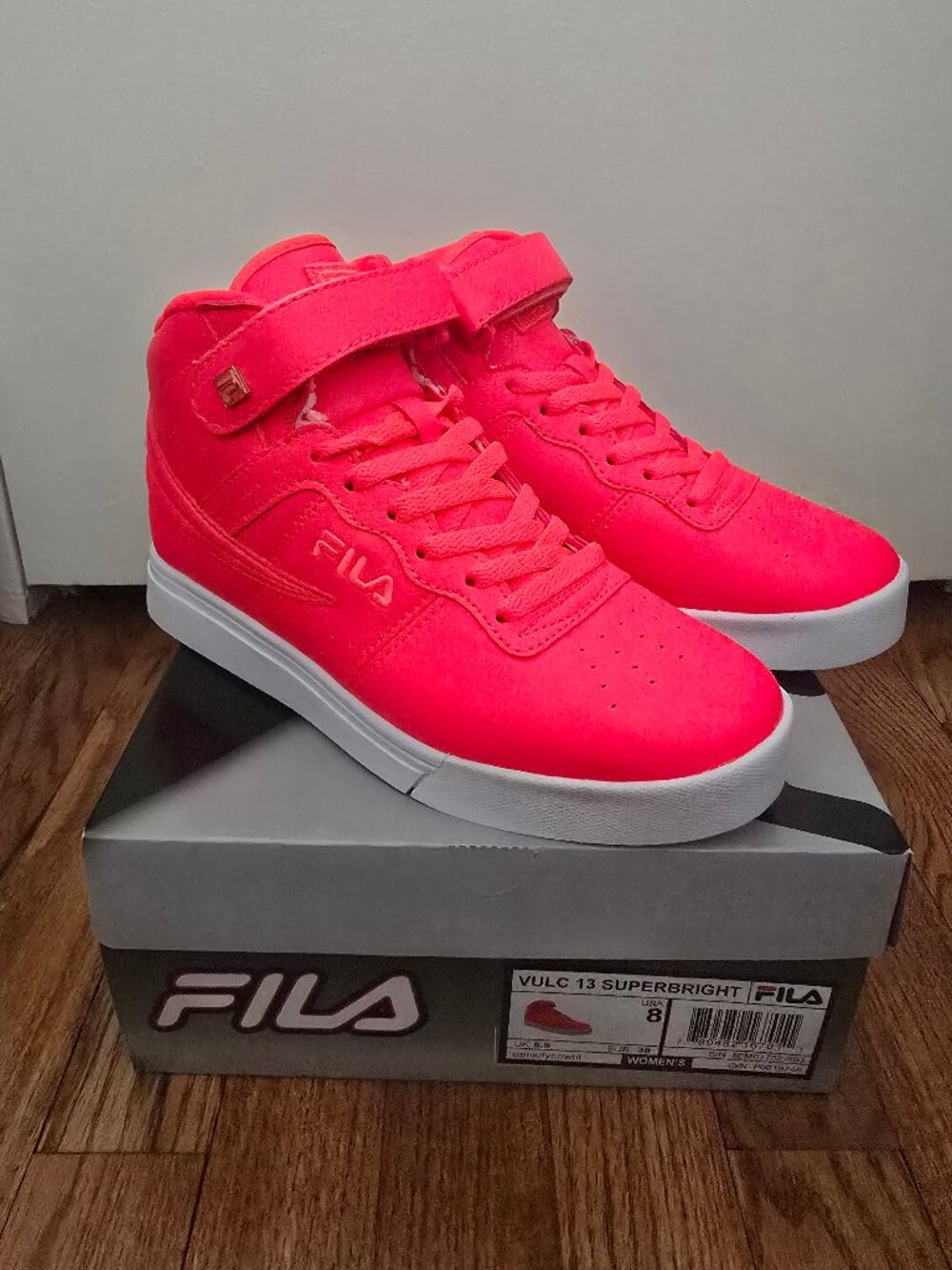 Fila Women's Vulcan 13 Superbright Sneakers 8